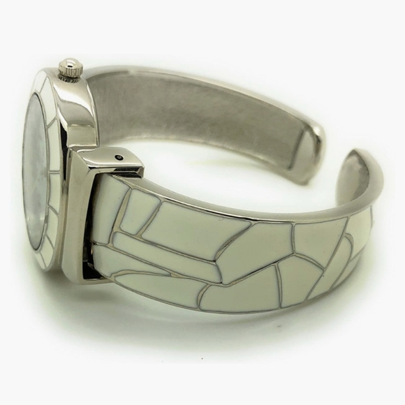 Two bangle cuff watches - Picture 2 of 12